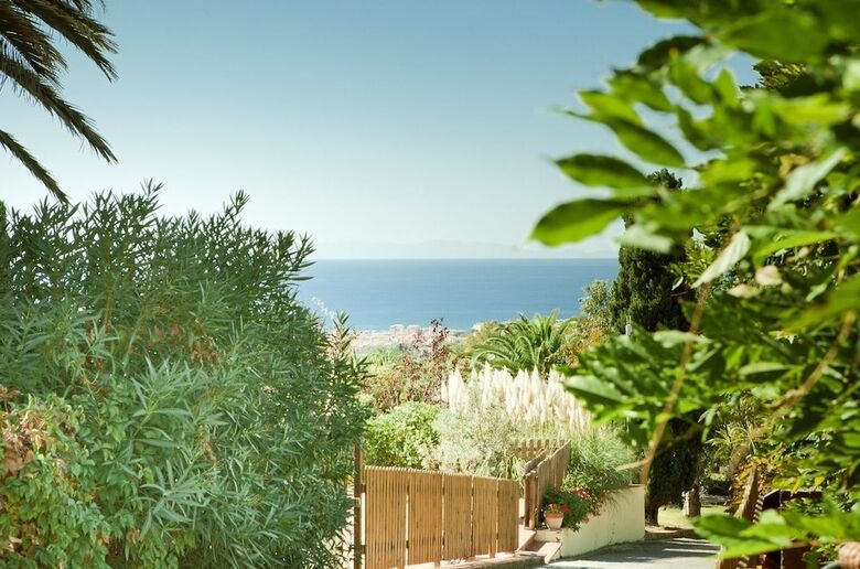Residencia Rta Costa Etrusca