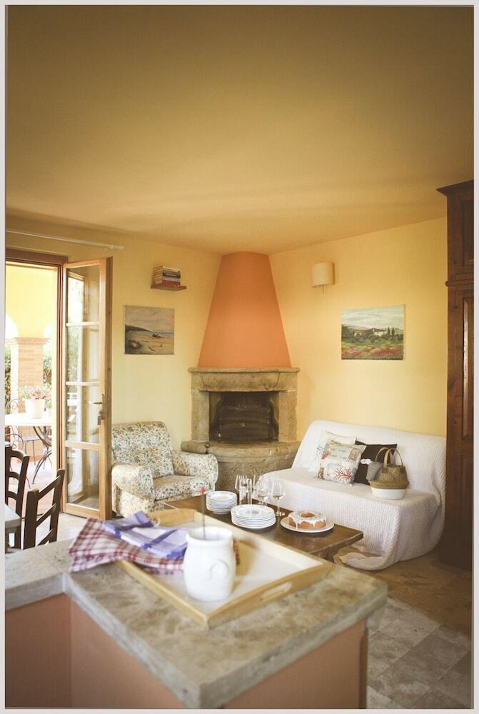 Residencia Rta Costa Etrusca