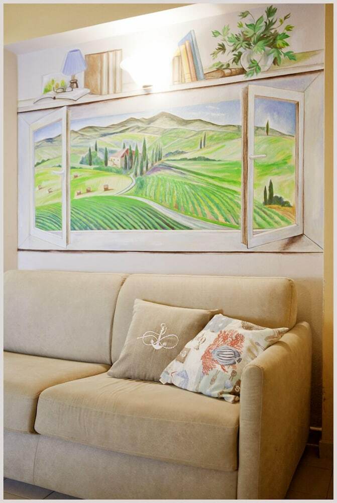Residencia Rta Costa Etrusca