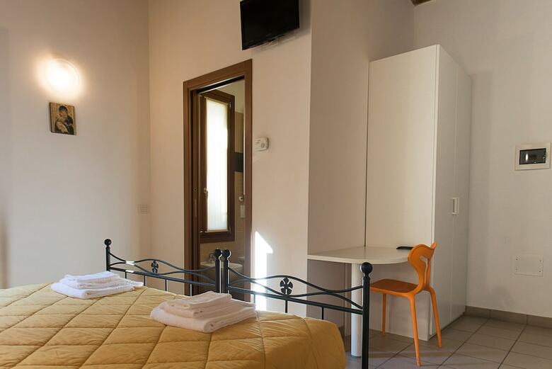 Hostal Domus Clugiae