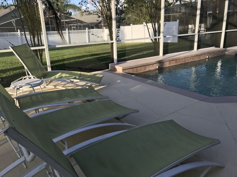 4br 3ba Home In Rolling Hiils By Cv-7901