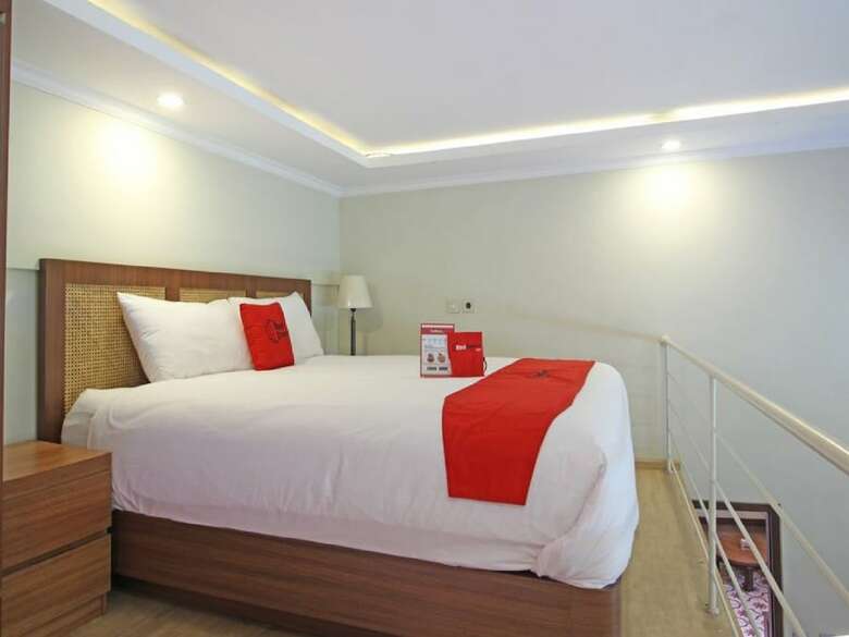 Hotel Reddoorz Plus Near Hartono Mall 2