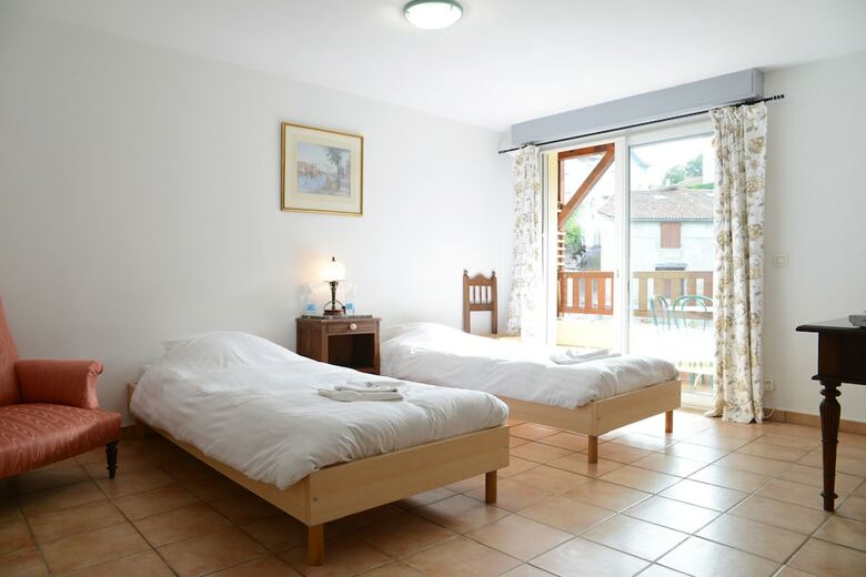 Bed & Breakfast Olivier Bar Restaurant Et Chambre Dhotes