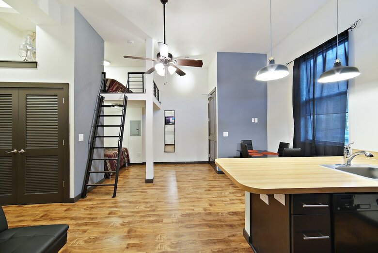 Apartamentos Old West Lofts Down Town Tampa