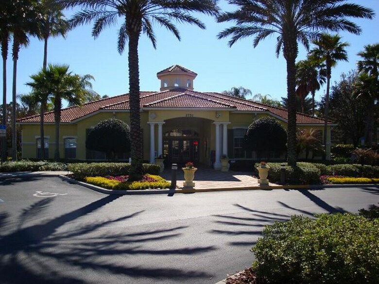 3br 2.5ba Home In Emerald Island Resort By Cv-8479