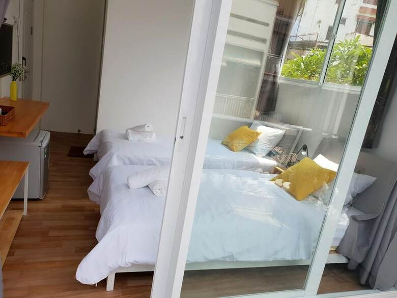 Hostal Oyo 731 Yelo Hostel & Cafe