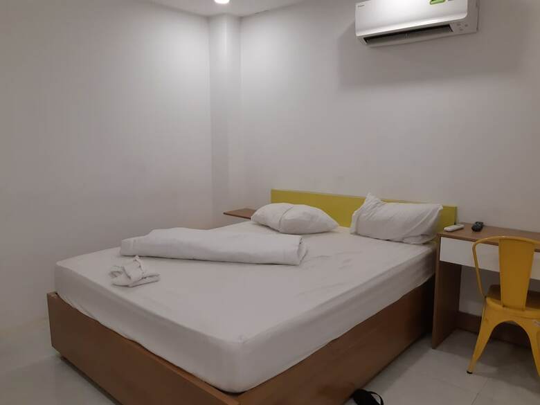 Hostal Oyo 731 Yelo Hostel & Cafe
