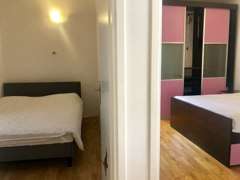 Apartments Mariani - Near Split Riva