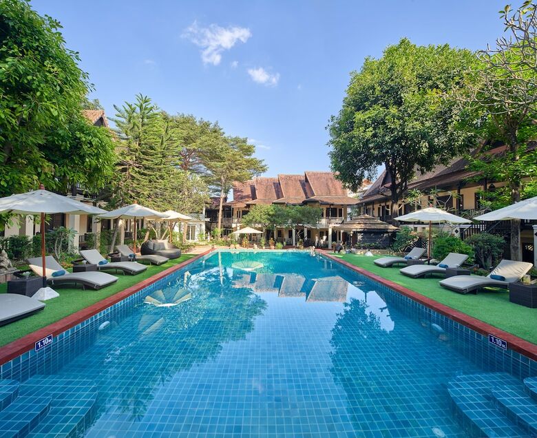 Floral Hotel Ayatana Chiang Mai