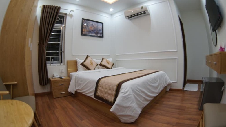Hotel Khach San Sao Viet