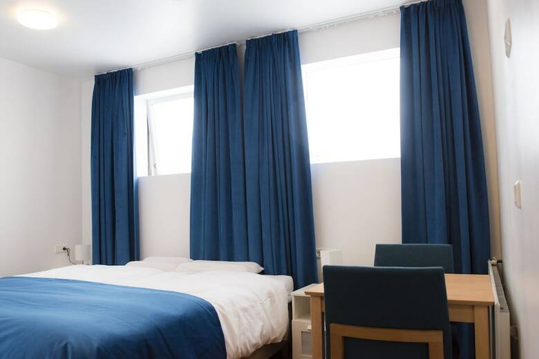 Hotel Media Luna Guesthouse