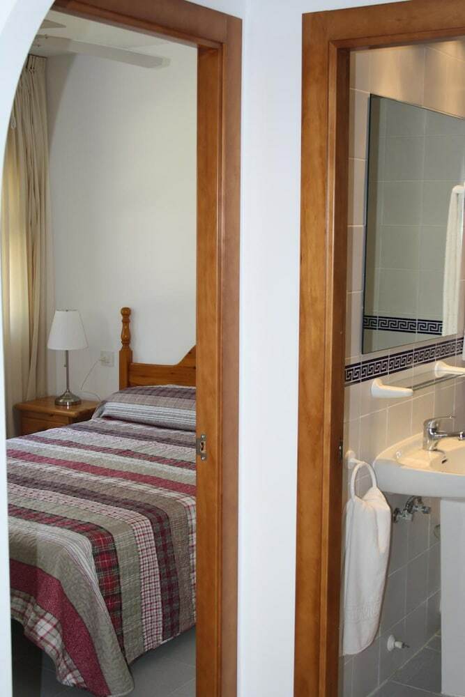 Aparthotel Apartamentos Torrelaguna Sl