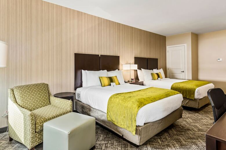 Best Western Plus Philadelphia-pennsauken Hotel