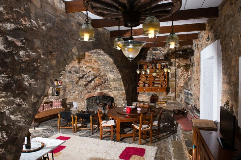 Homes Of Cretan Tradition