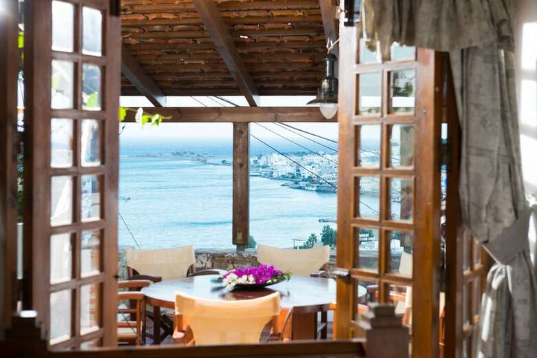 Homes Of Cretan Tradition