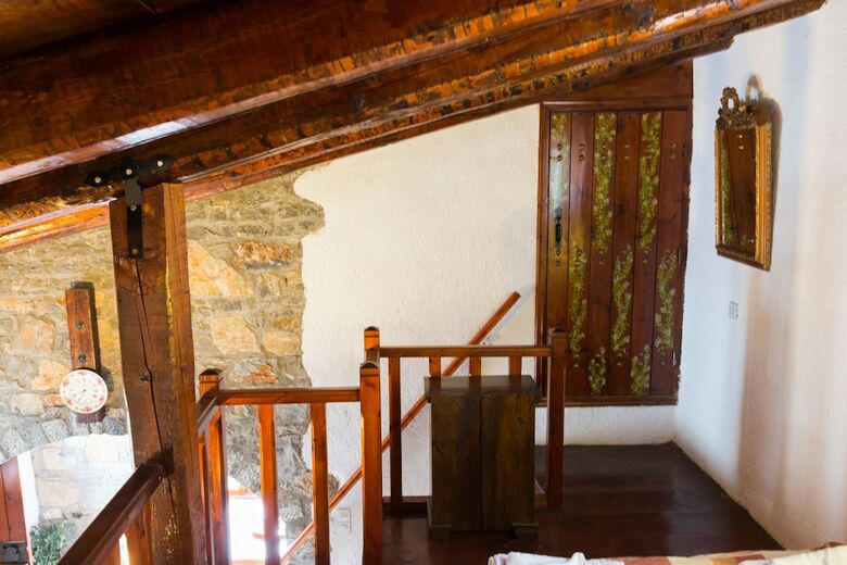 Homes Of Cretan Tradition