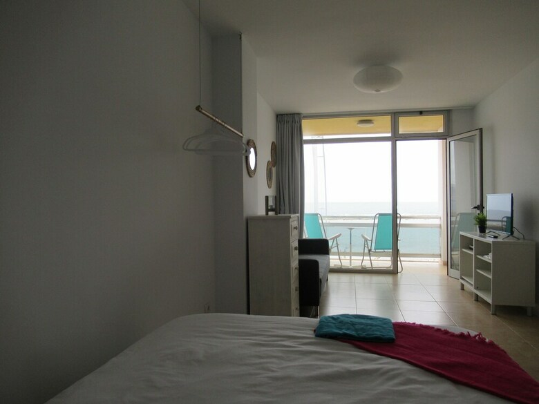 Apartamentos Loft En Playa Las Canteras Vista Mar