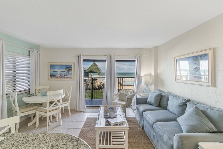 Tropical Suites At Sunglow Resort