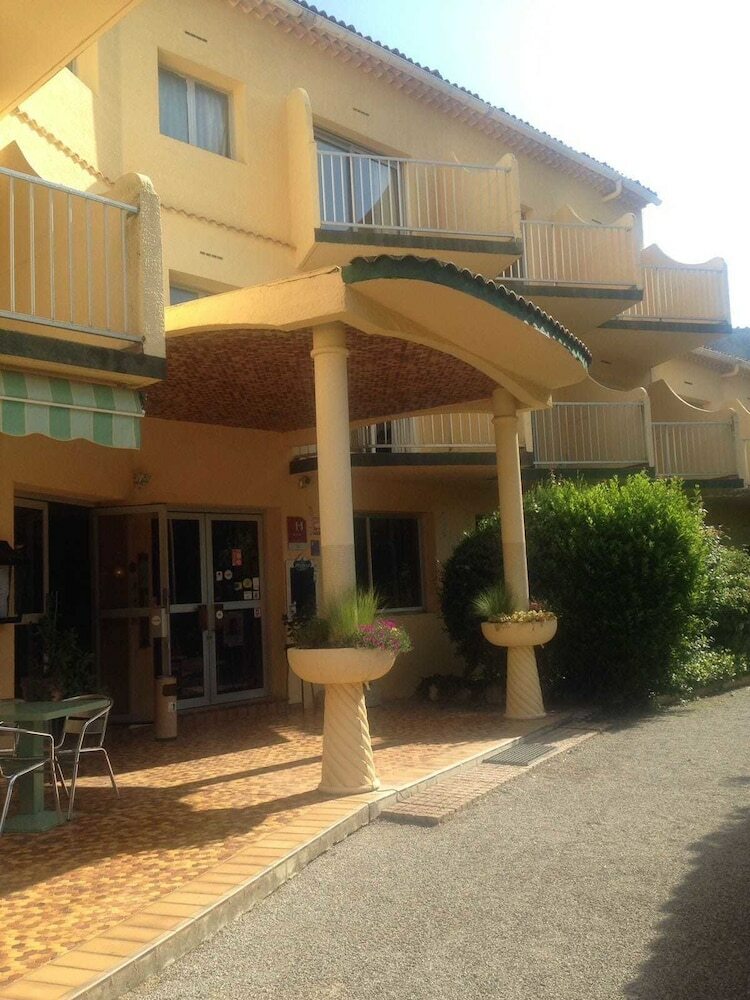 Hotel H�tel Sous L'olivier