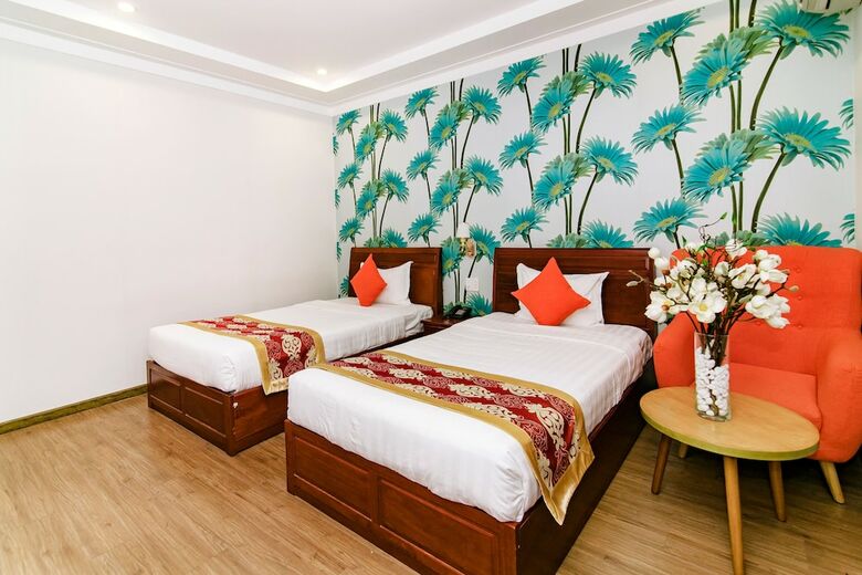 Long Bao Chau Hotel