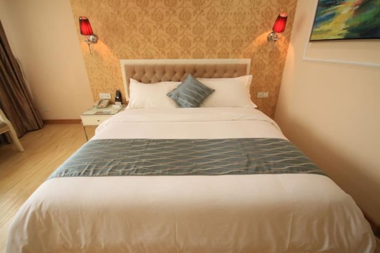 Guangzhou Carnation Business Hotel