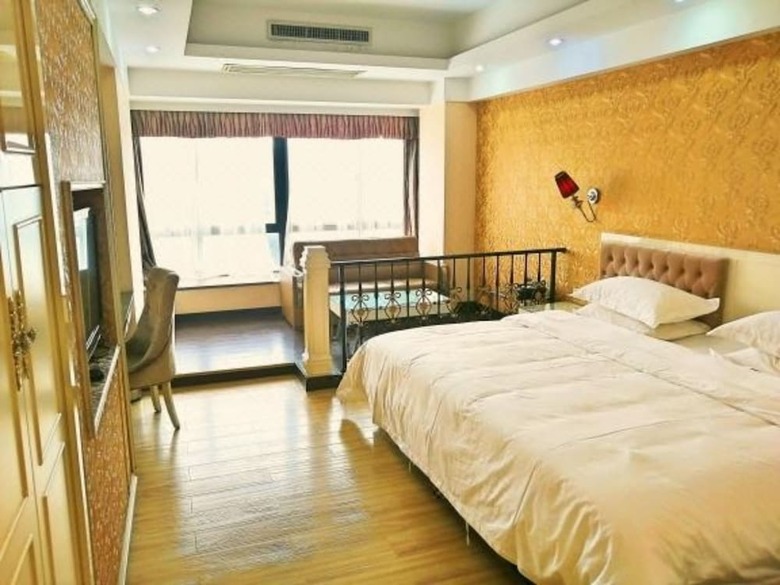 Guangzhou Carnation Business Hotel
