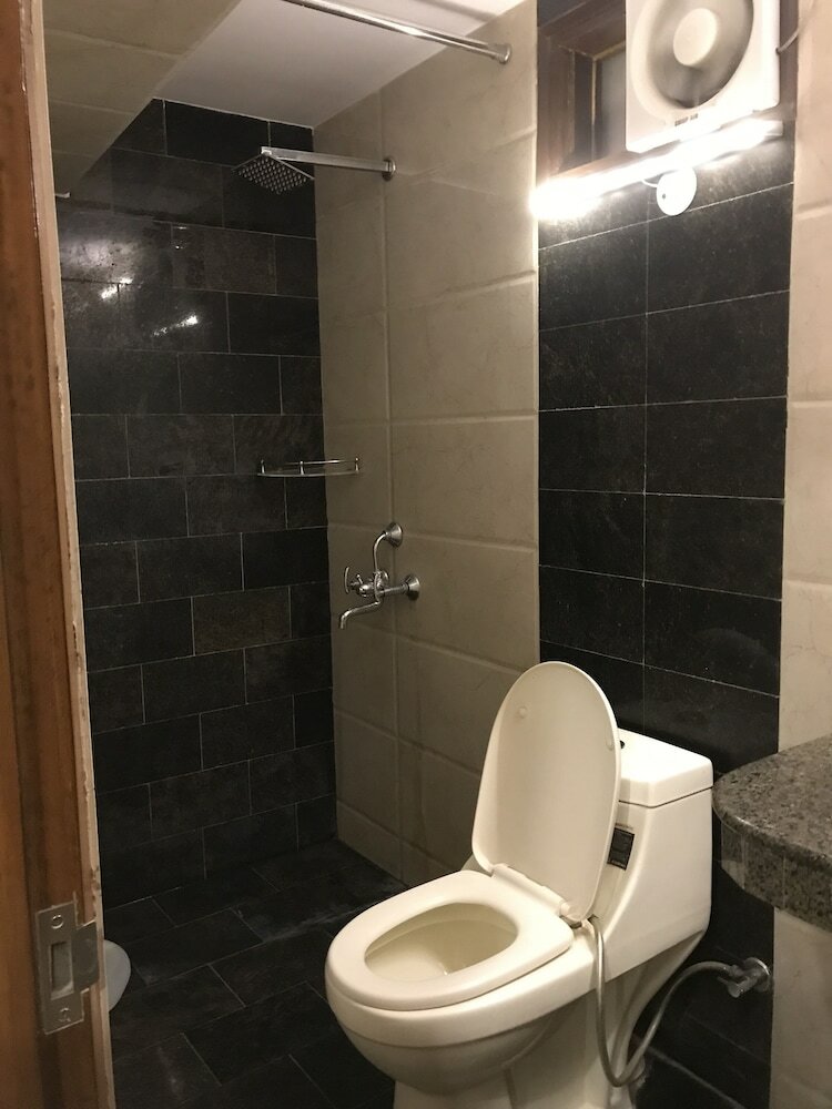 Hotel Avtar At New Delhi Railway Station