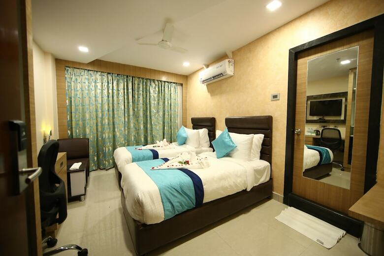 Rohini Jazz Hotel