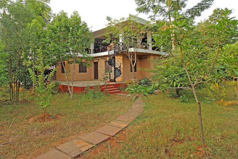 Hotel Monsoon Forest