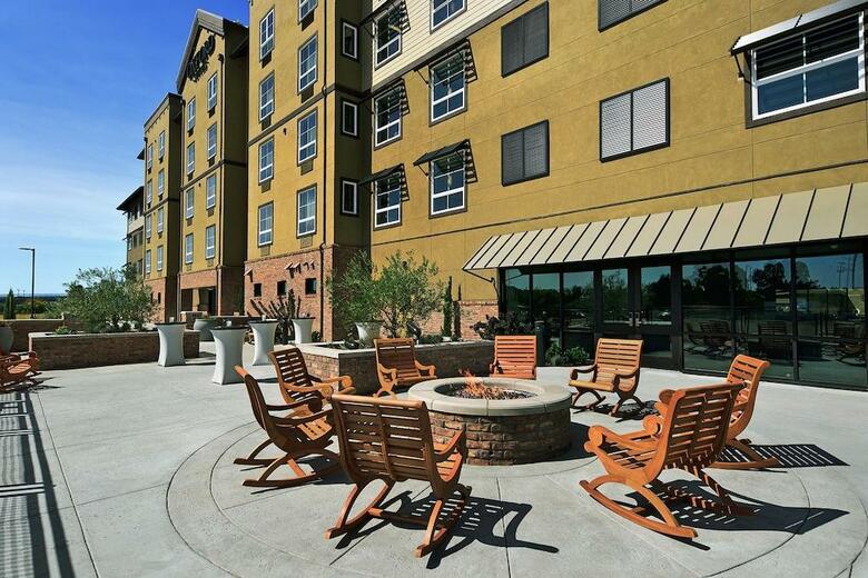 Hotel Oxford Suites Paso Robles