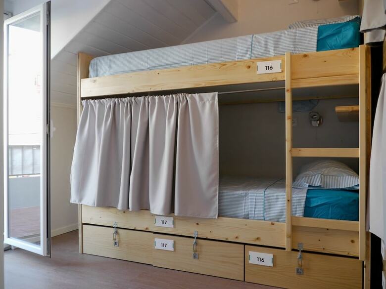 Hostal Incosta Surf House