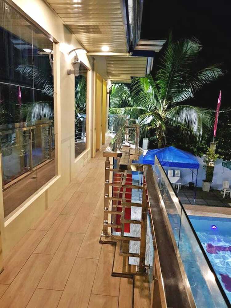 Hotel Eduardo's Resort
