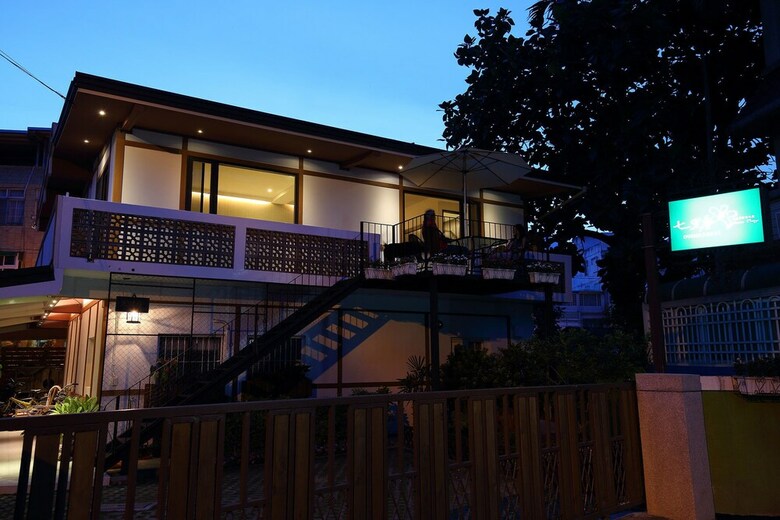 Jasmine Orange B&B
