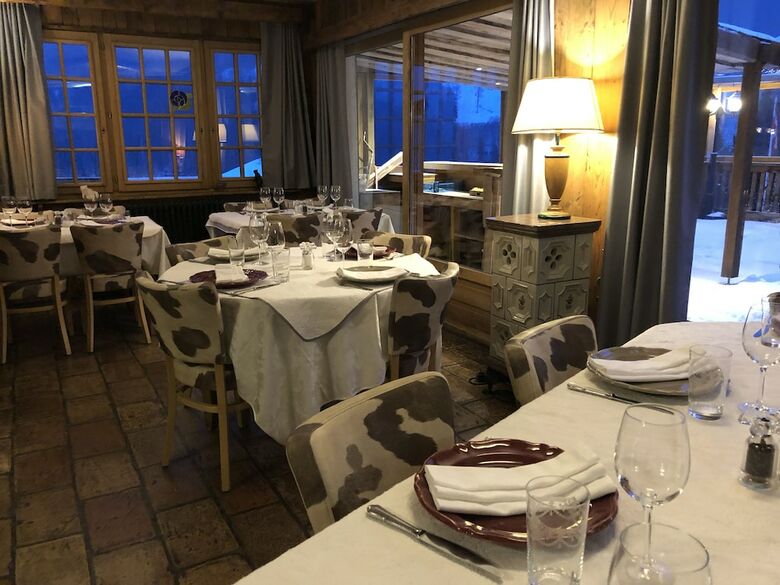 Hotel H�tel Restaurant La Croix Jean Claude