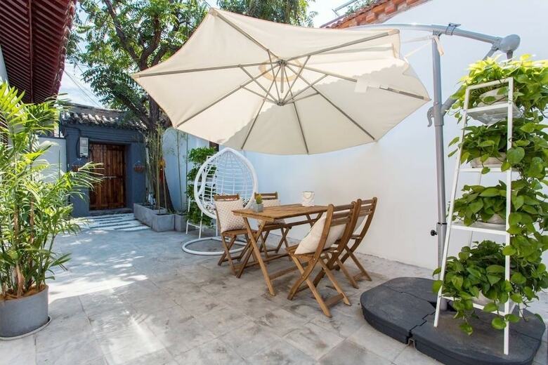 Yichao Yard Inn Hutong