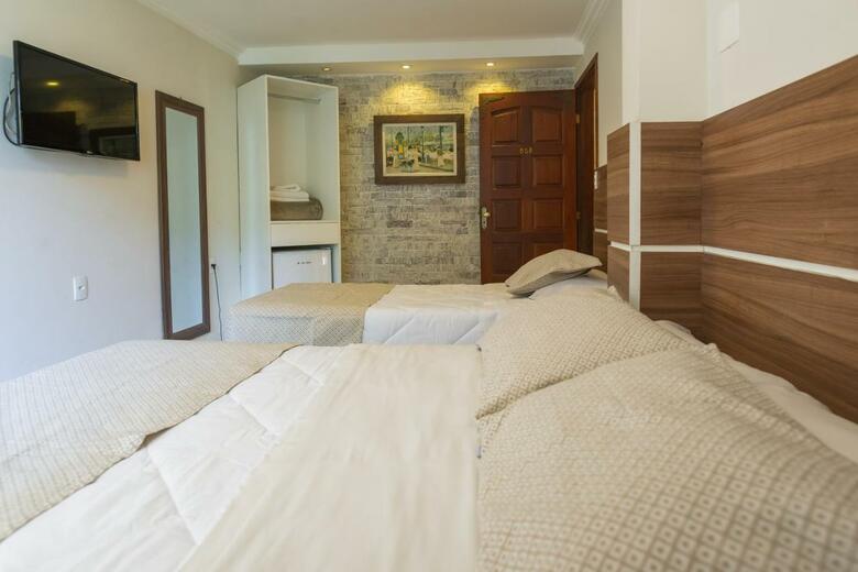 Hotel Serra Everest