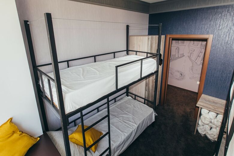 Hostal Karlson - Hostel