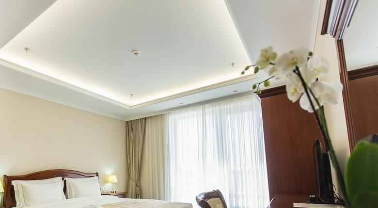 Hotel Caspian Riviera Grand Palace