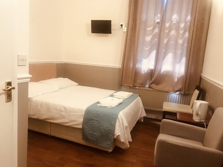 Bed & Breakfast Tourian Lounge Hotel