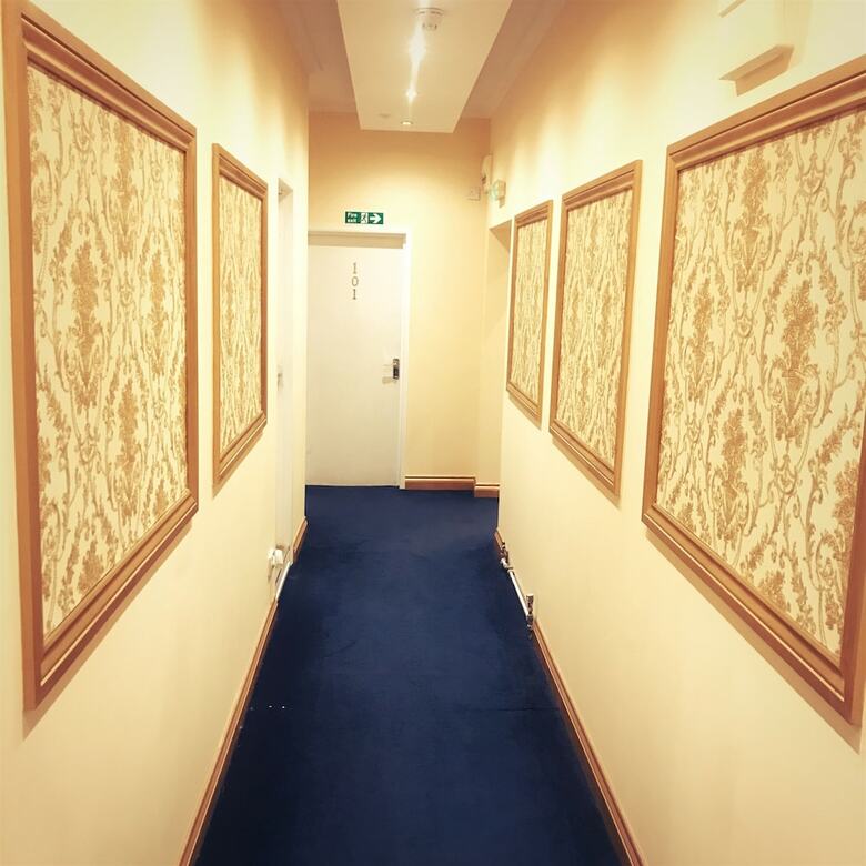 Bed & Breakfast Tourian Lounge Hotel
