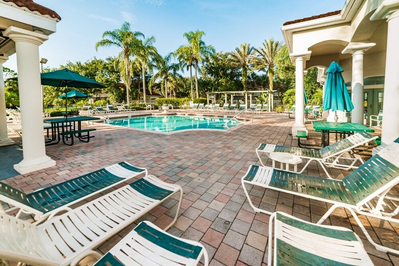 Ov1457 - Emerald Island - 3 Bed 3 Baths Townhome