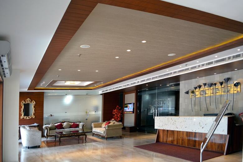 Hotel Royal Inn