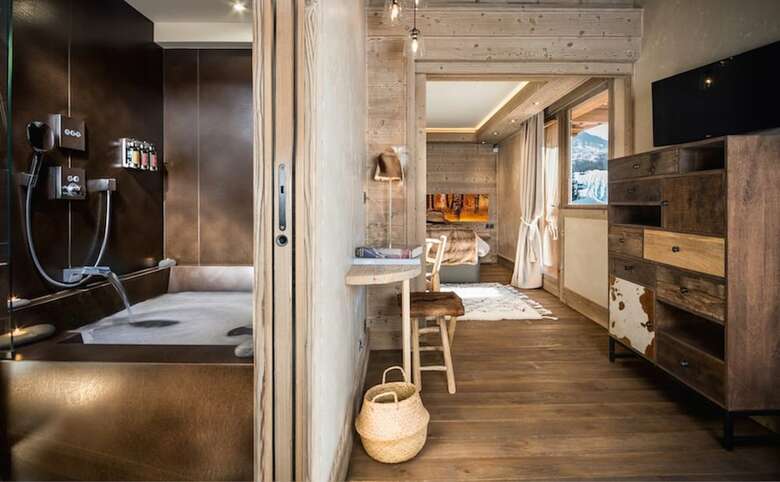 Chalet Tyrosolios - Near Meribel Ski Resort