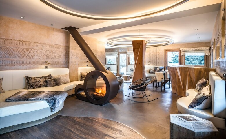 Chalet Tyrosolios - Near Meribel Ski Resort