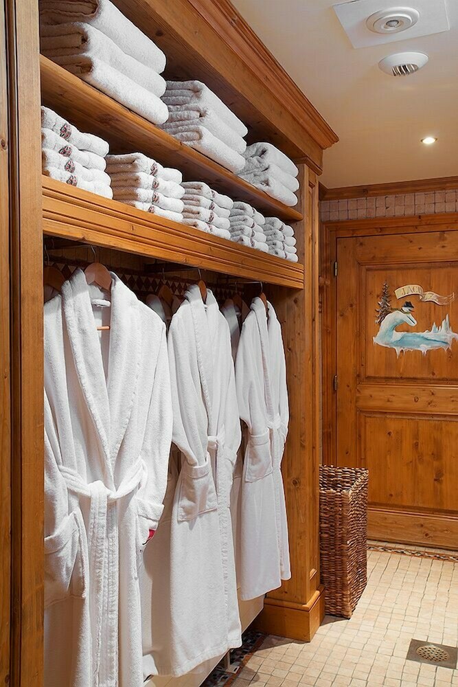 Chalet Tyrosolios - Near Meribel Ski Resort