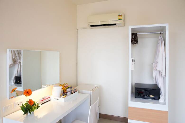 Imm Hotel Thaphae Chiang Mai