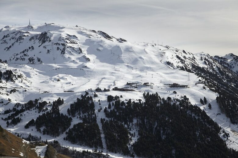 Apartment Nin de Beret 4 By Feelfree