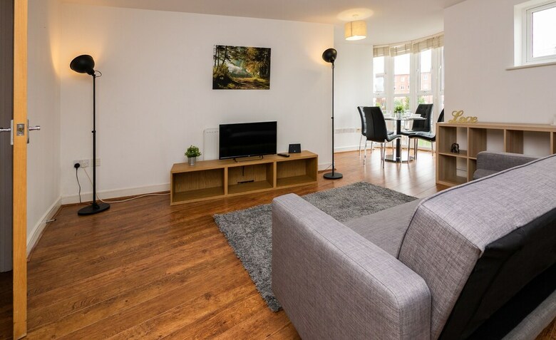 Royale Blenheim Apartment