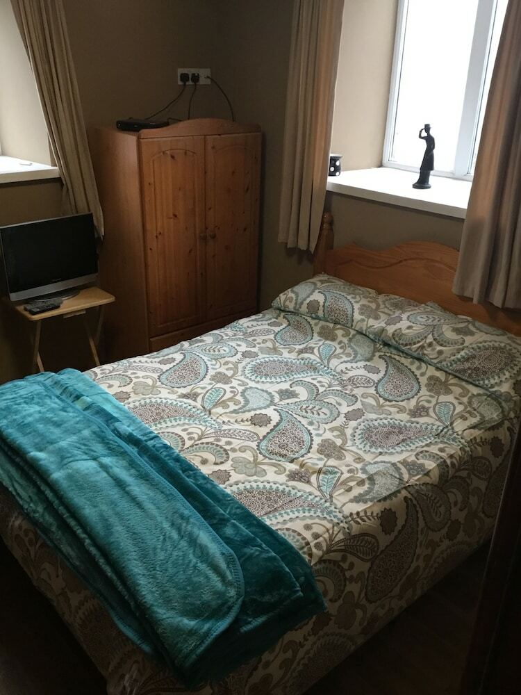 Hotel Pisgah Guest House