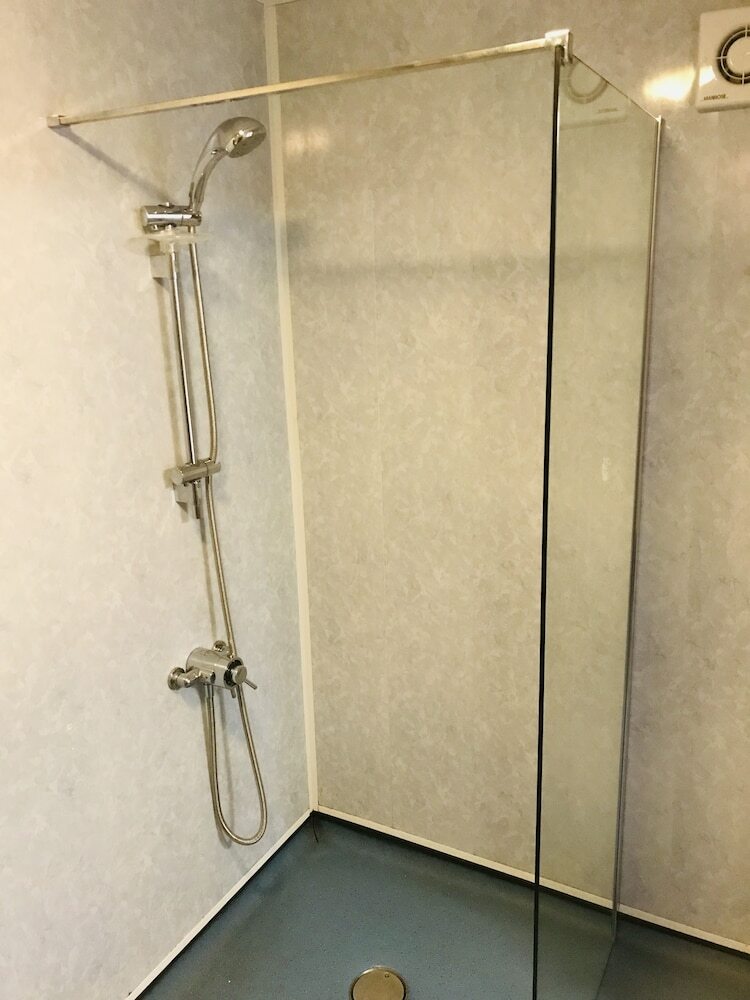 Hotel Pisgah Guest House